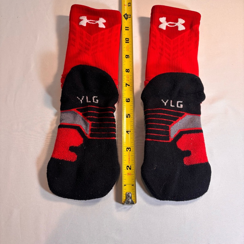 Under Armour Red and Black Athletic Socks Performance Cushioning Great Condition